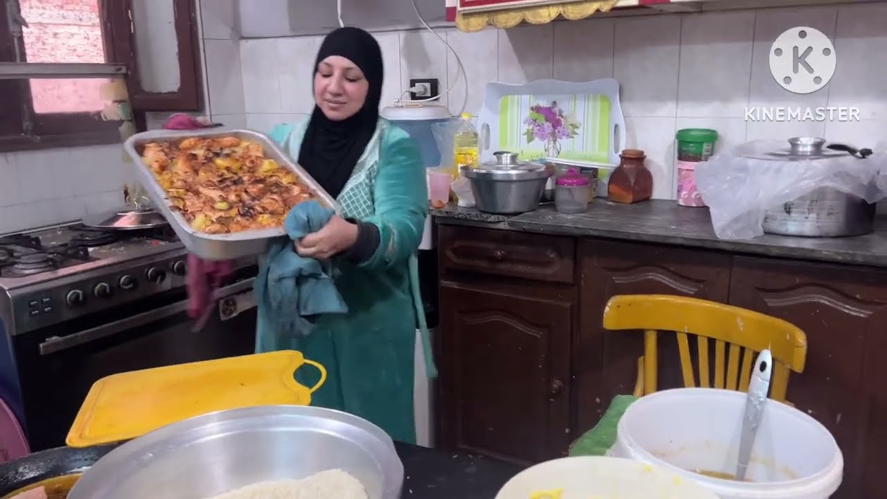 الله يكون في عون الجيران الاطعام النهارده رحته جنان 👌اللهم بارك يارب تقبالها خالصه لوجهك الكريم 🤲🏻