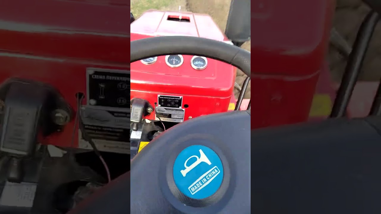 польський кінний плуг з трактором шифенг350l