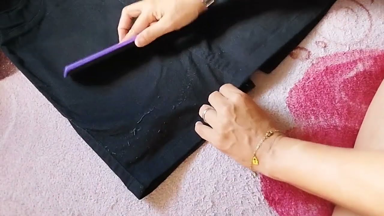 COMO TIRA PÊLOS DE ROUPA PRETA DE UM JEITO BEM SIMPLES E RAPIDO