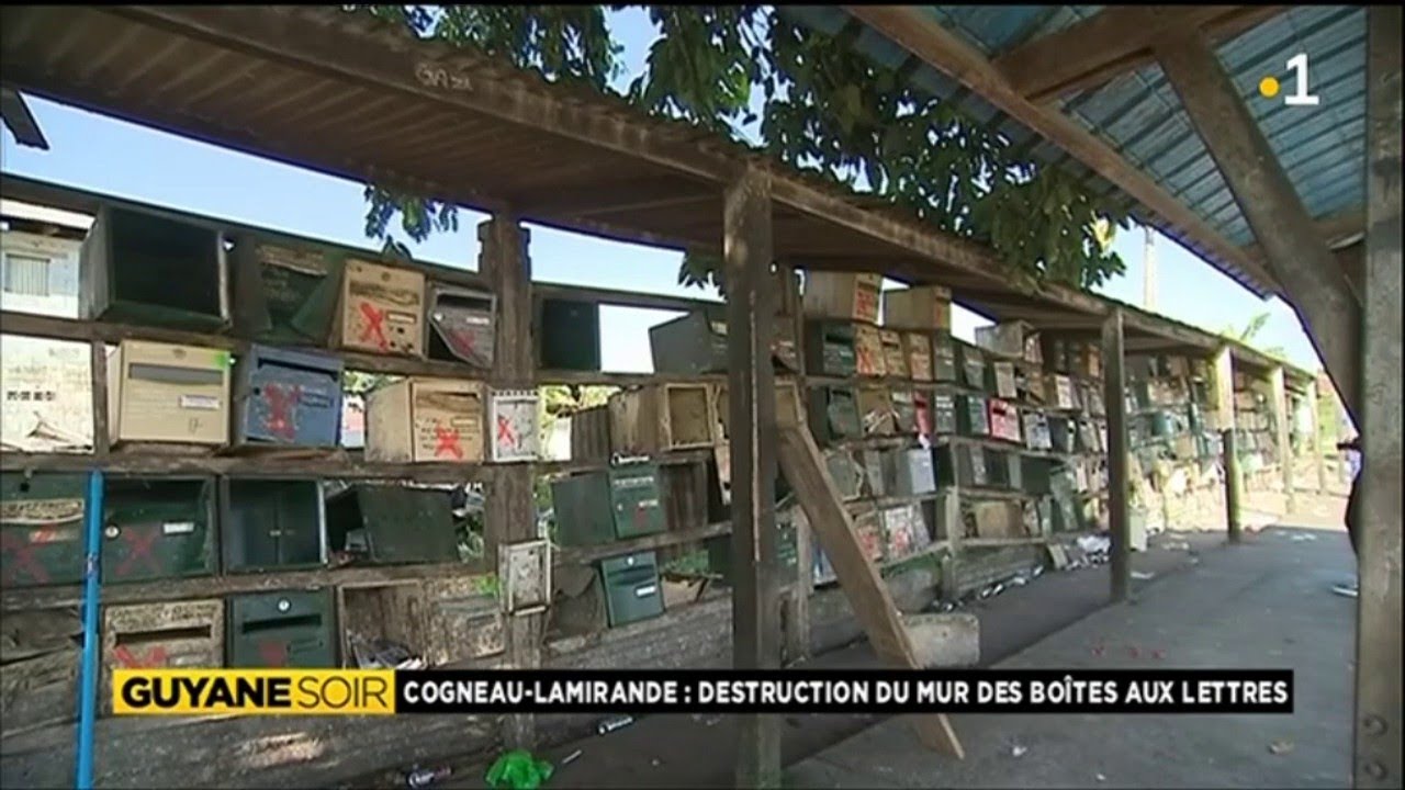 A Cogneau Lamirande à Matoury destruction d'un mur de 350 boîtes aux lettres