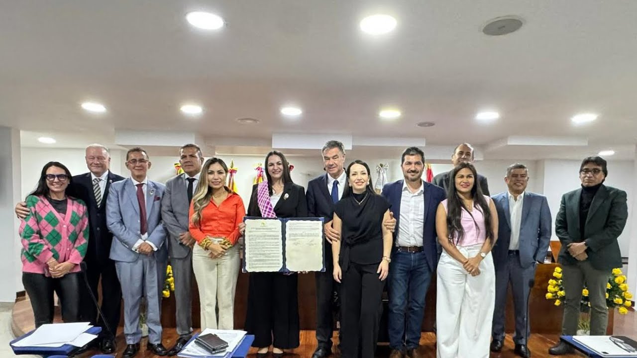 توشيح مجلس النواب بوسام الاستحقاق والتقدير للاندماج بأمريكا اللاتينية من طرف البرلمان الأنديني