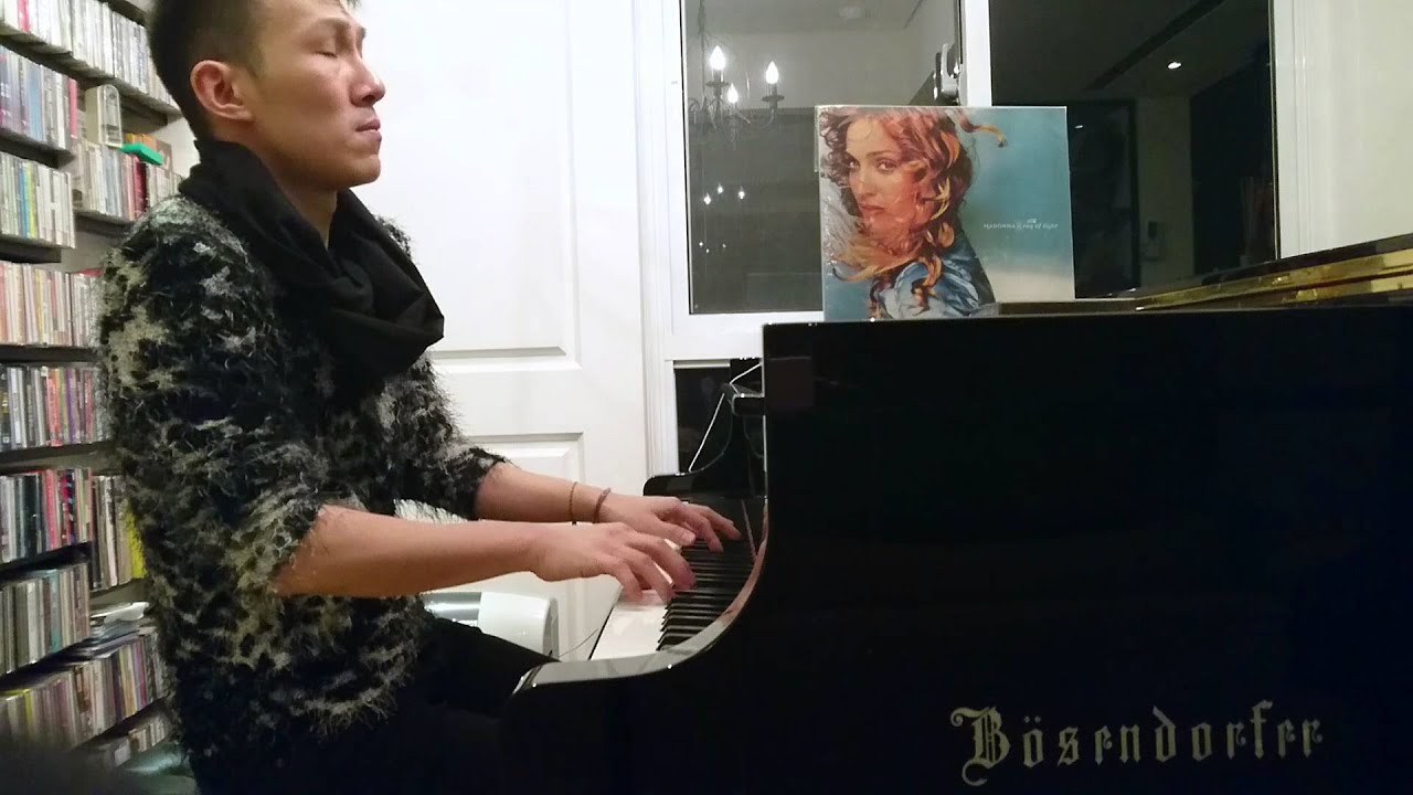 Madonna - Ray of light (piano cover)