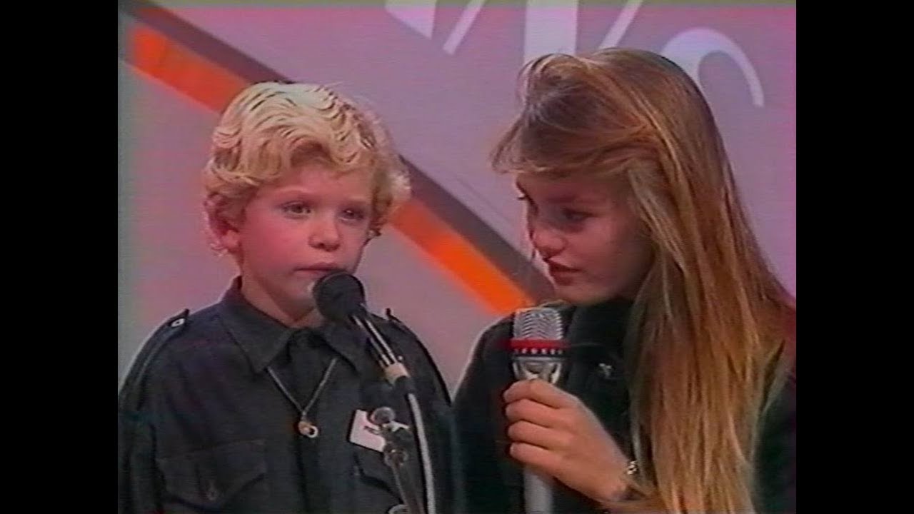Vanessa Paradis 1989 10 28 Mosquito + guest @ L'École des Fans