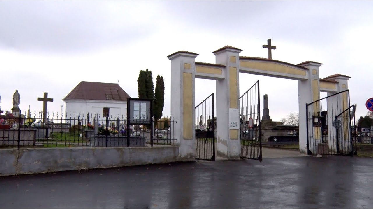 Listopadowa Zaduma: Historia i Pamięć na Cmentarzu w Sędziszowie Małopolskim