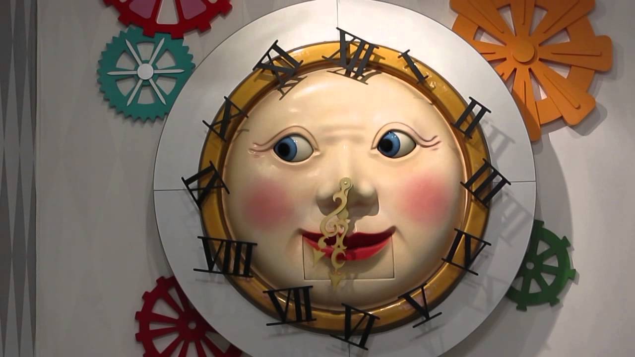 FAO Schwarz® New York - Singing Clock (HD) - Dec. 2013