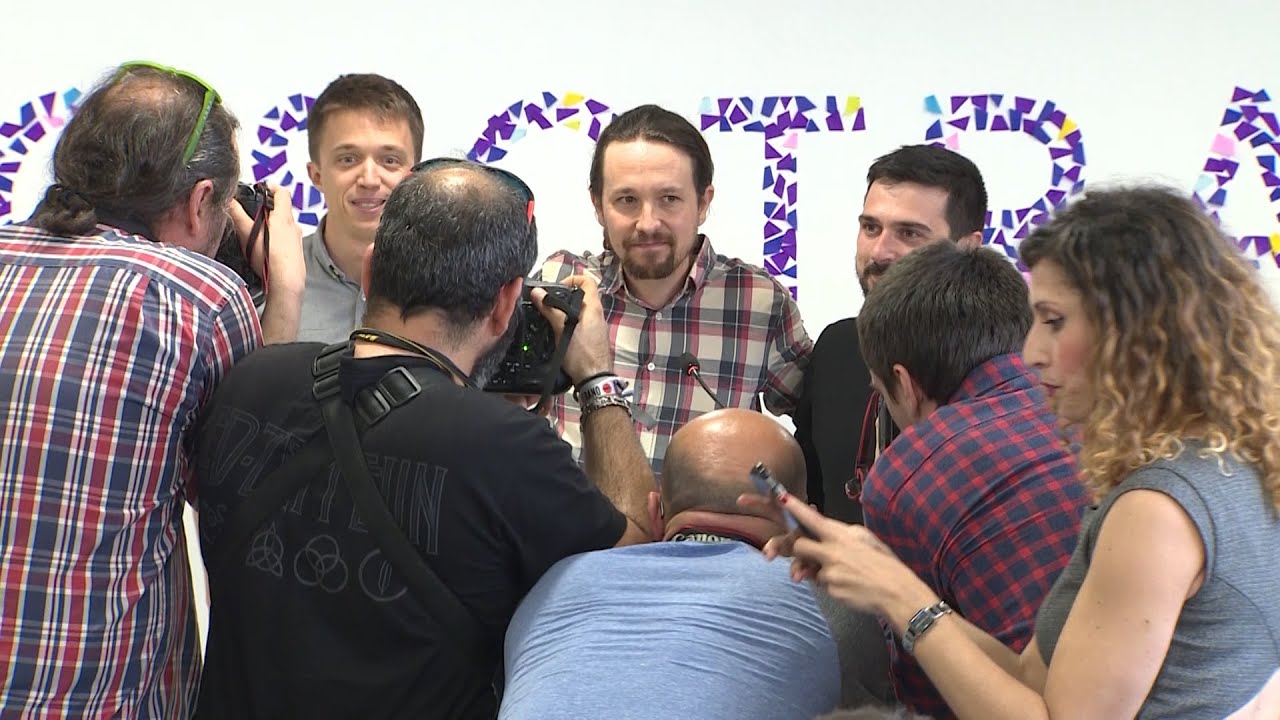 Pablo Iglesias anuncia a Errejón como candidato a la CAM