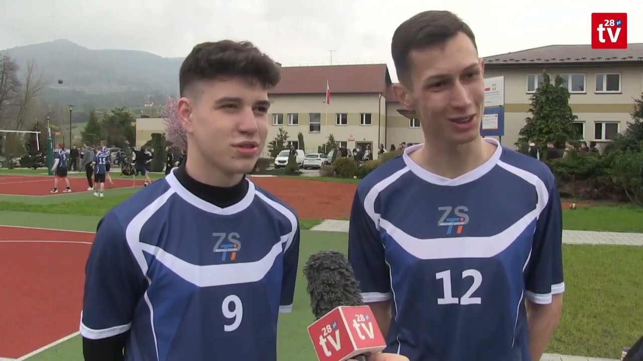 Mszana Dolna. Otwarto nowoczesne obiekty sportowe dla uczniów szkół średnich w Mszanie Dolnej