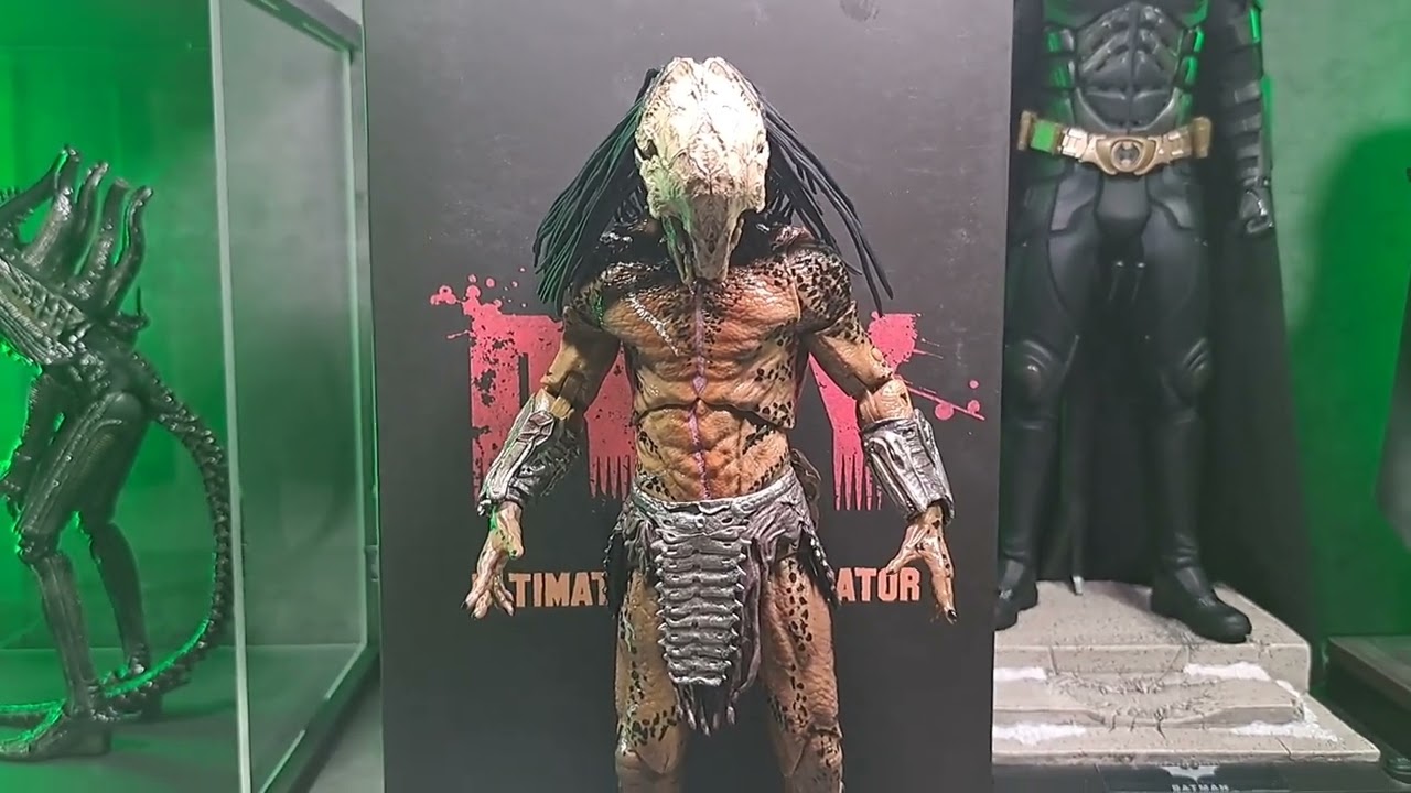 NECA PREY predator figure bootleg/fake