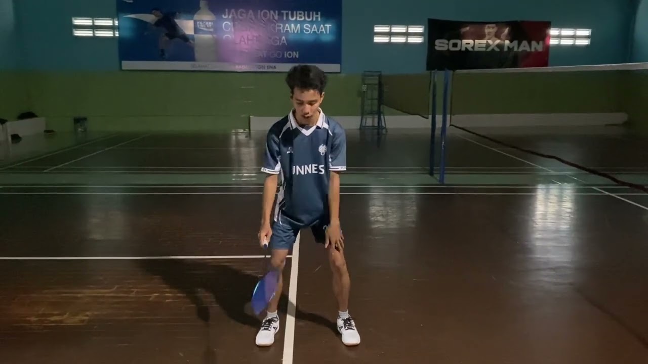 Demonstration Footwork Pada Bulu Tangkis