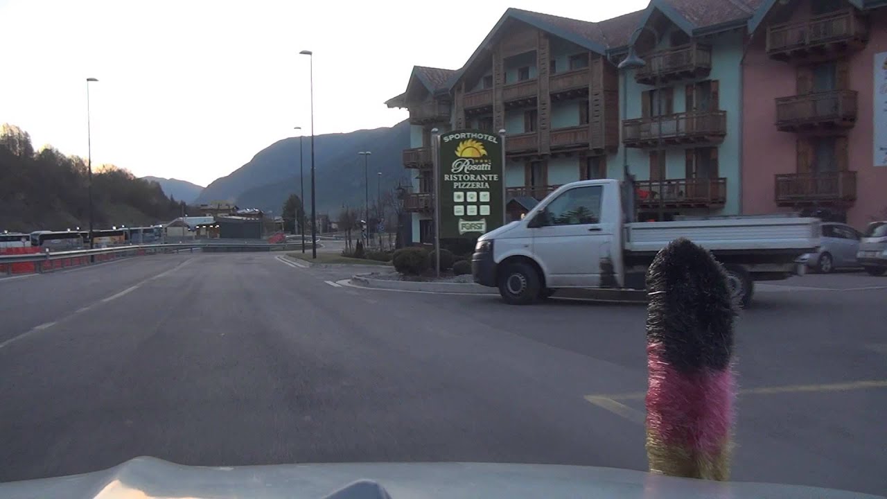Mezzana Piano Commezzadura Mastellina Dimaro Croviana Male Trentino Italien Italy 9.4.2015