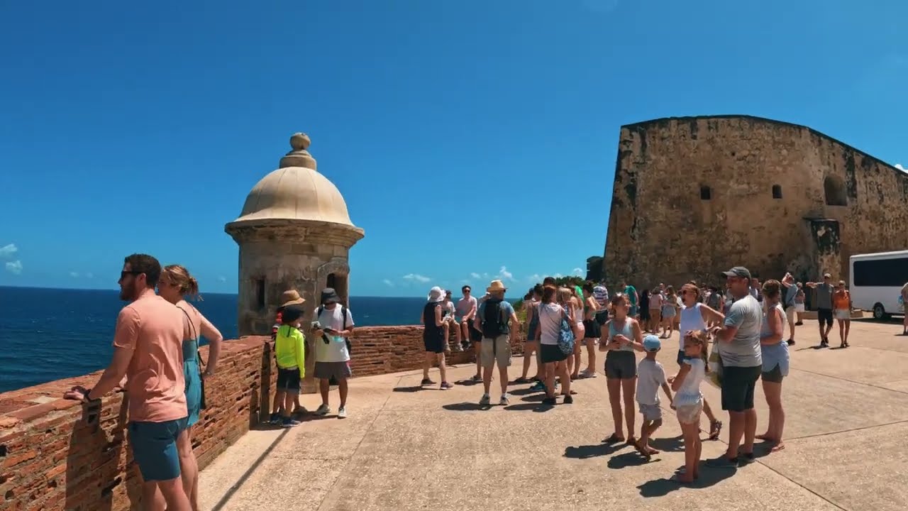 WALKING TOUR OLD SAN JUAN PUERTO RICO 🇵🇷 | Travel Guide | [4k] Binaural Audio🎧