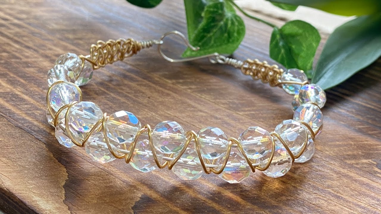 How-To Jewelry Tutorial: Wire Goddess Bracelet