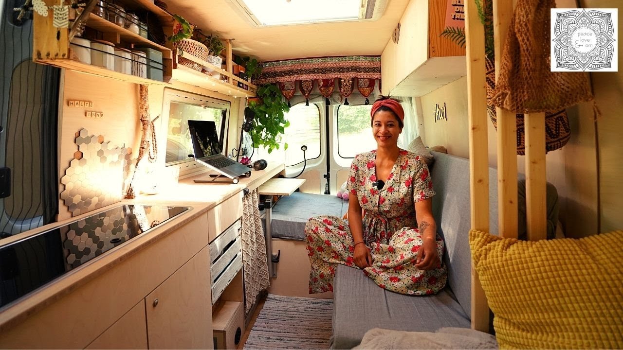 Справьтесь с тревогой и паническими атаками вместе с Vanlife - новым началом Мириам