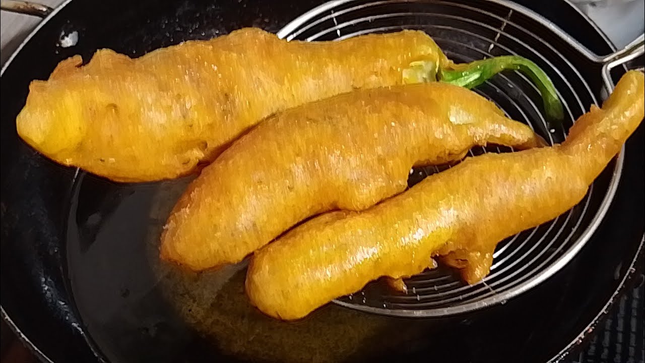 भरवां पकोड़े कच्चे केला और मिर्ची पकोड़ा रेसिपी iftar special snacks Recipe रमजान इफ्तार  पकौड़े 