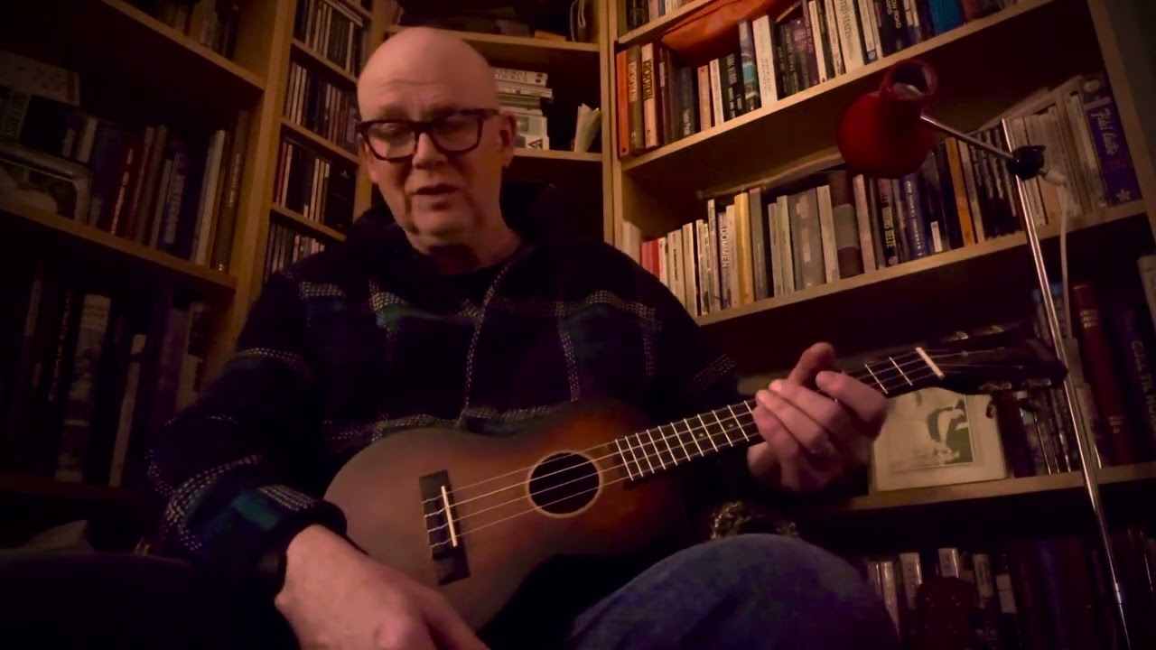 Tenor Ukulele - GCEA or DGBE tuning…a comparison