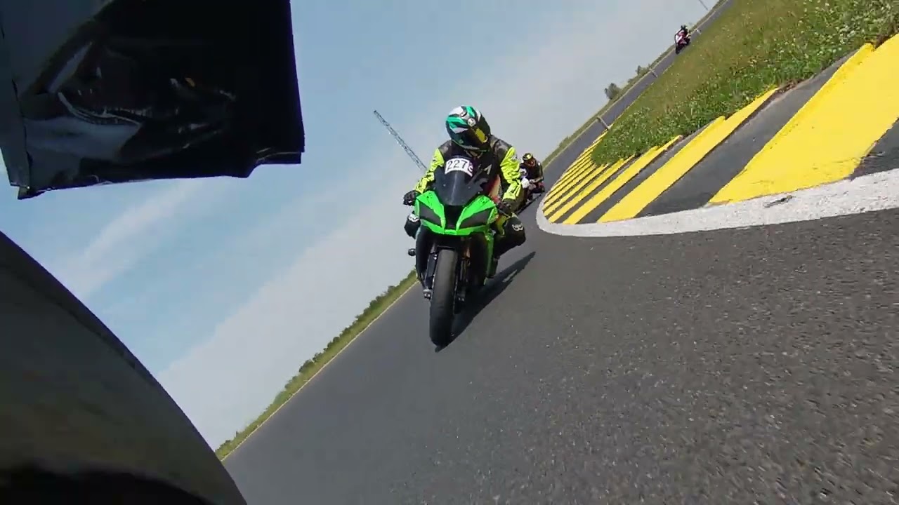 Pannoniaring, Bmw S1000R, ZX10R hinter mir