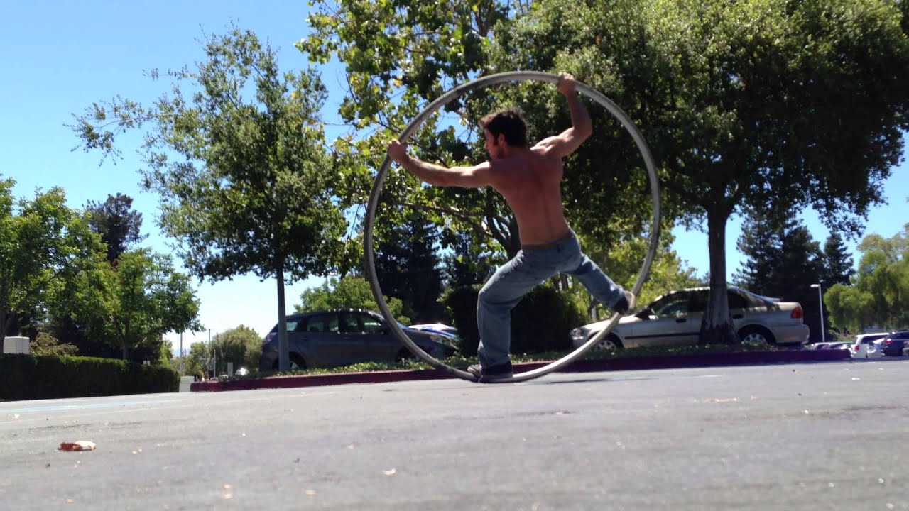 Corbin - Front Handspring practice in Cyr Wheel / Roue cyr