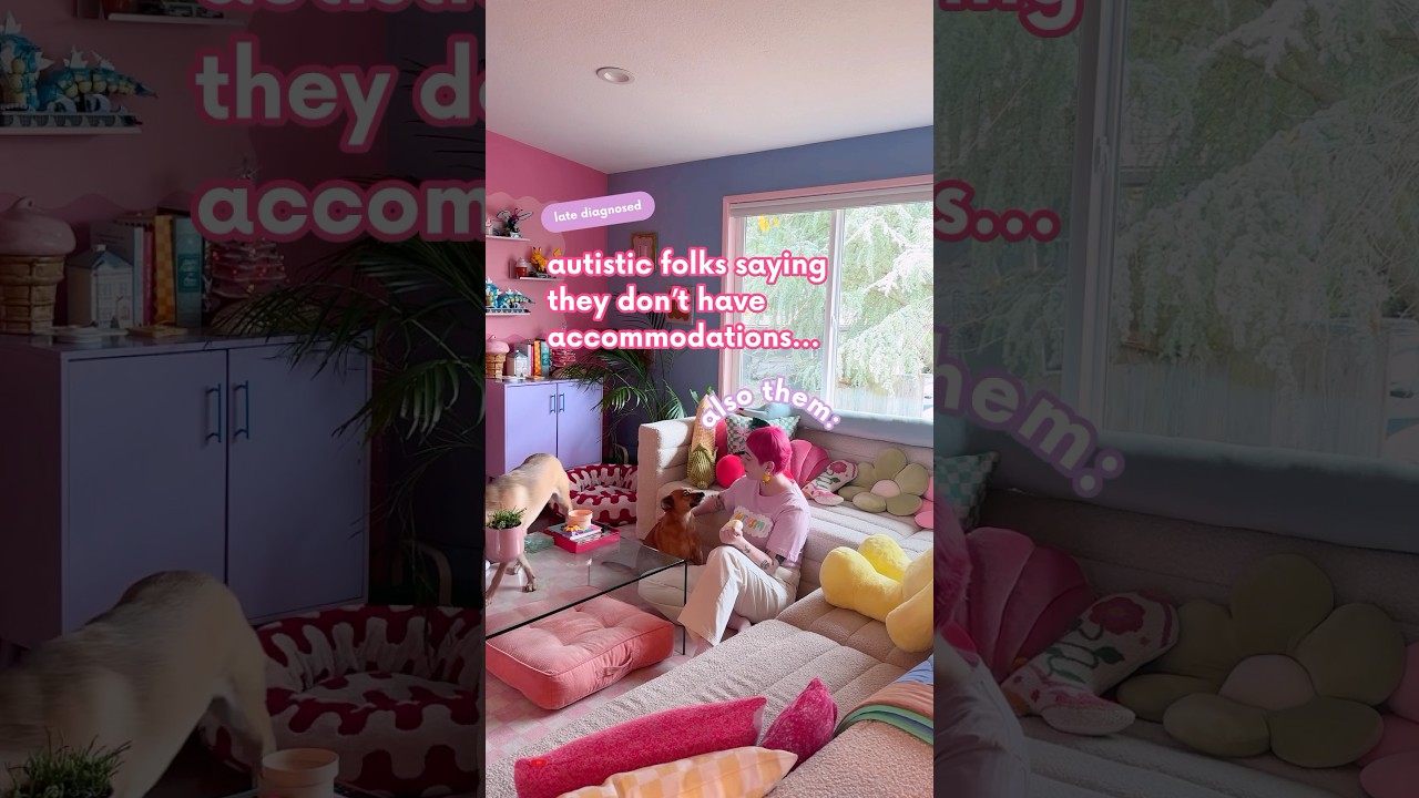 late-diagnosed autistics saying they don’t have accommodations…👀 