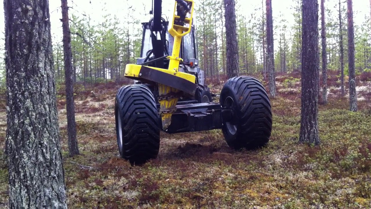 Site preparation demo with the Vimek Auger test bench [markberedning med Vimek Borr testb&auml;nk]