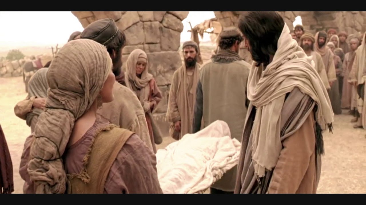 Jesus raises the widow of Nain's dead son back to life (KJV Luke 7:11-16)