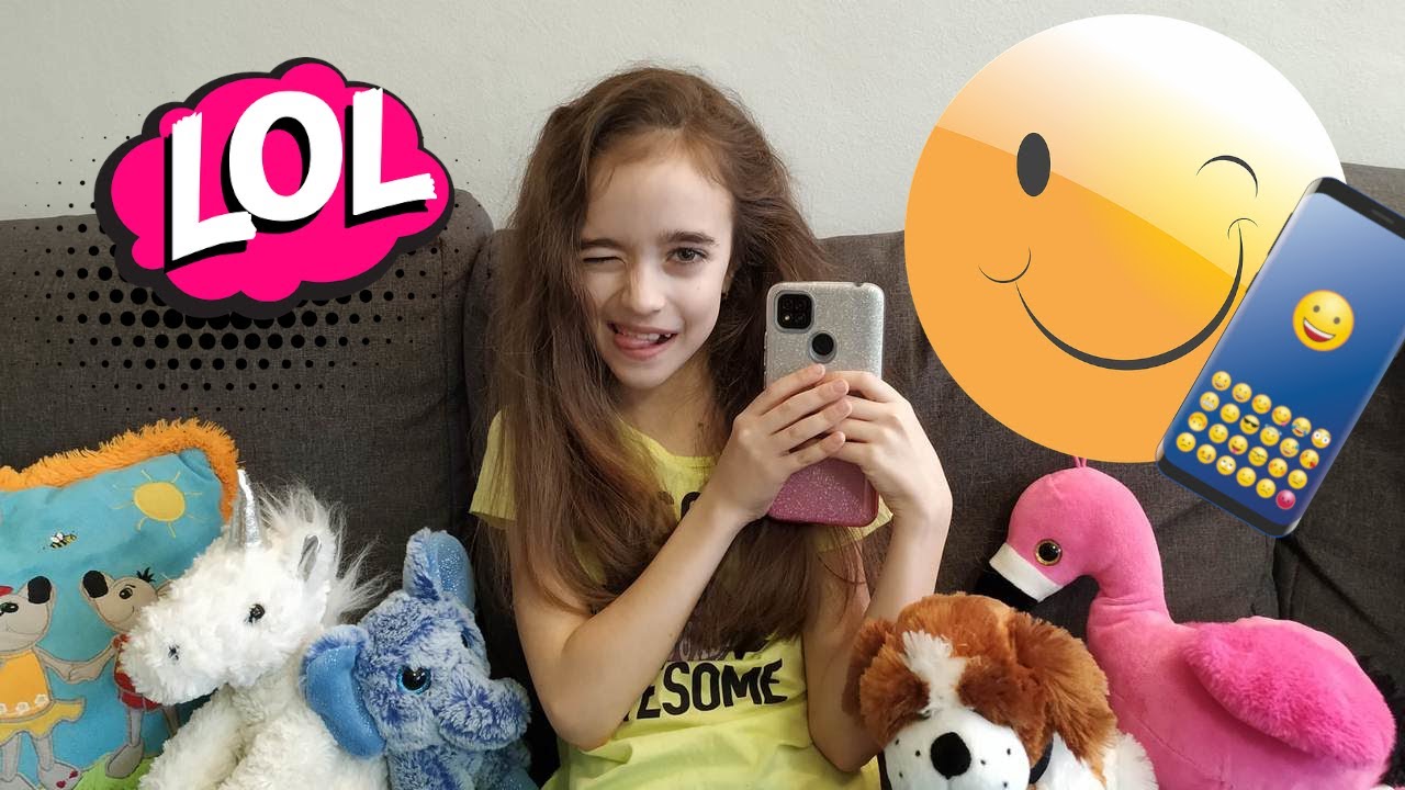 Šta Emili krije u telefonu