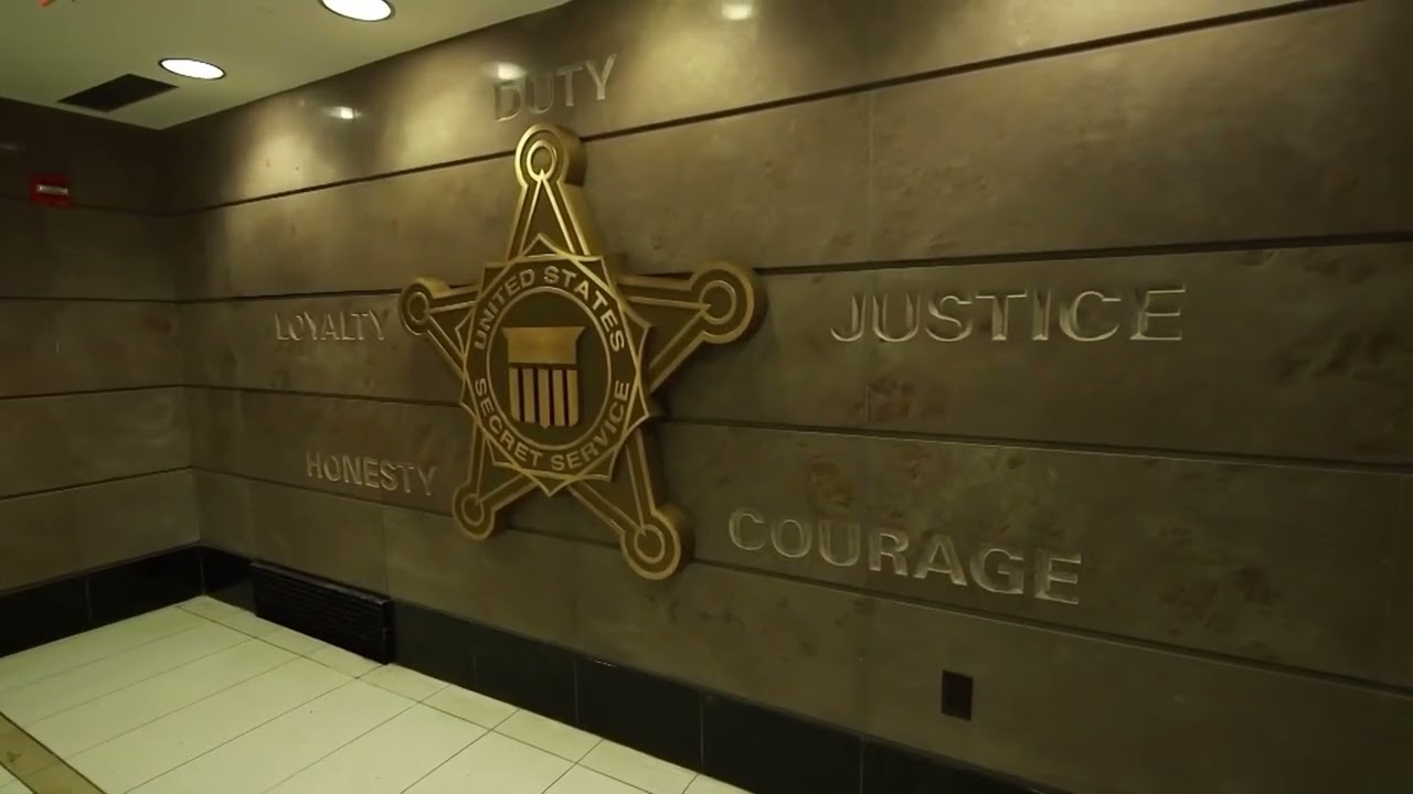 3 Secret Service officials on leave pending investigation