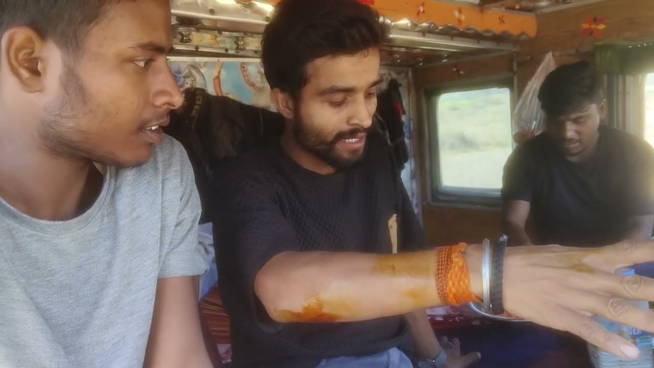 चोर ने ड्राइवर को मारा 😥😥😥 