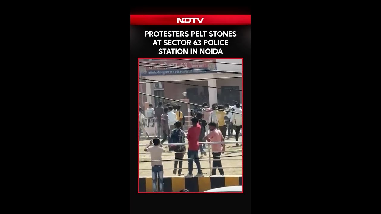 Protesters Pelt Stones At Sector 63 Police Station In Noida