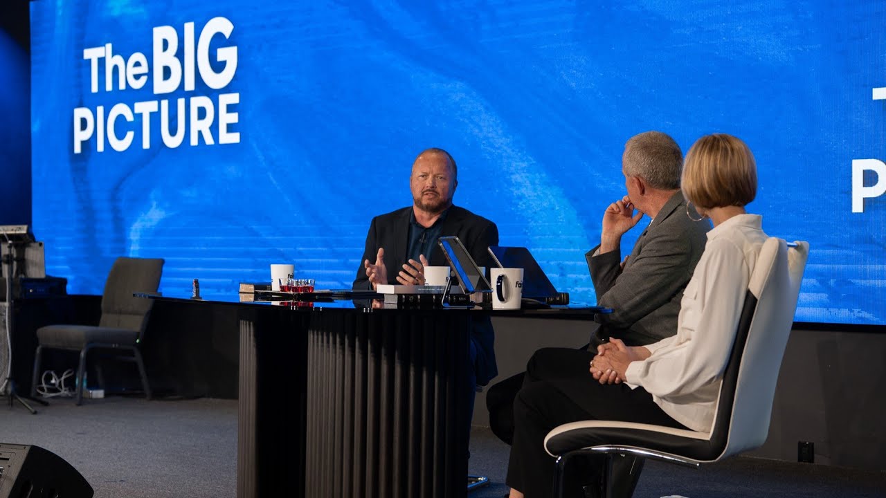 Larry Ragland, Andre & Jenny Roebert | Faith Today 2025