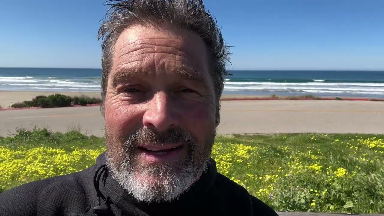 Утренний серфинг, обед в Камбрии с Моникой, прогулка по Камбрии и Сан-Симеону.