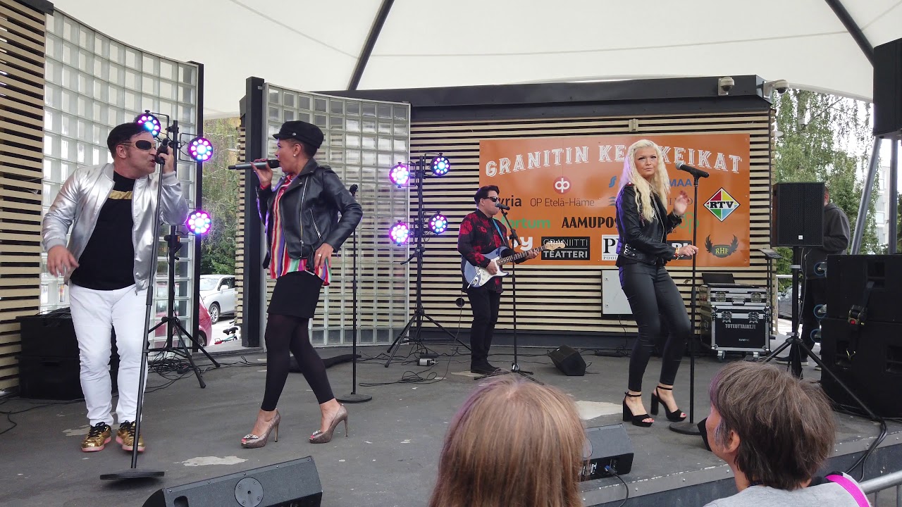 Aikakone - Opettelen salaa  live riihimäki