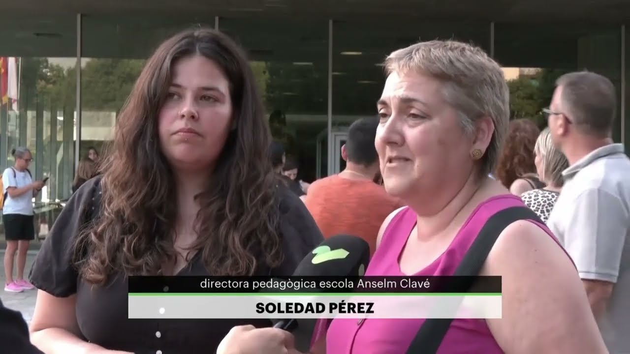 Reunió positiva entre l’escola Anselm Clavé, l’Ajuntament i Educació per evitar el tancament