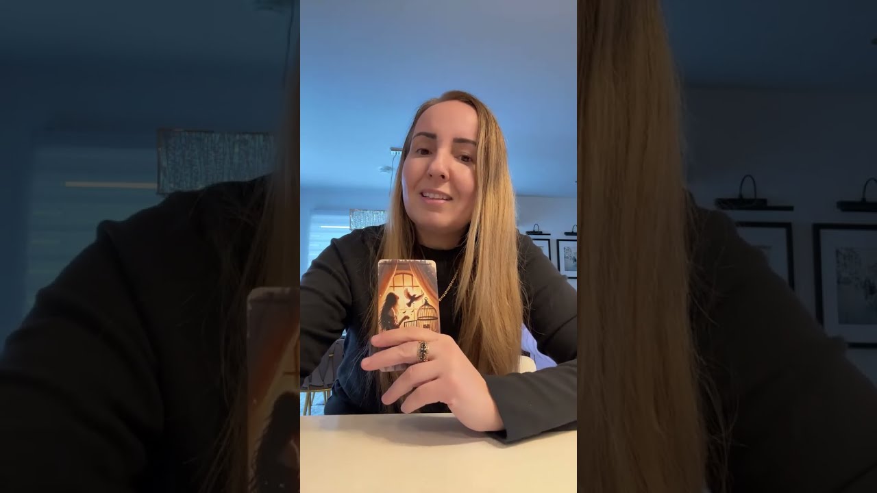 CE SIMTE ❤️CE FACE? 🧐CE GÂNDEȘTE 😏PERSOANA DIN MINTEA TA???