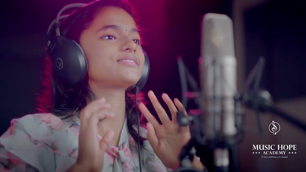 ഒന്നുമില്ലായ്മയിൽ നിന്നുമെന്നെ | Onnumillaymayil | Christian Devotional Song | Music Hope Academy