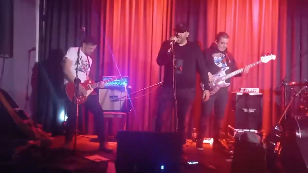 The Hoods - My Lucky Day [Live in Primo]