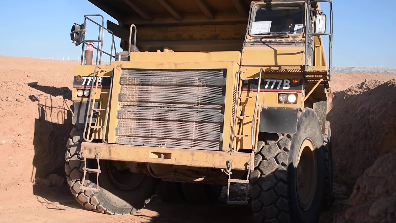 🎶 Caterpillar 777B at full load
