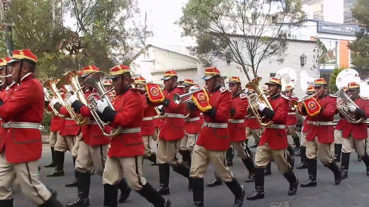 Los Colorados de Bolivia Desfile Dia del Mar La Paz Marzo 2016