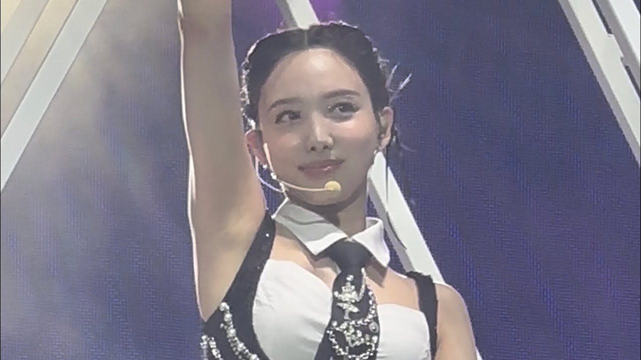 More & More Nayeon Focus 230706 TWICE 5TH WORLD TOUR ‘READY TO BE’ in New Jersey