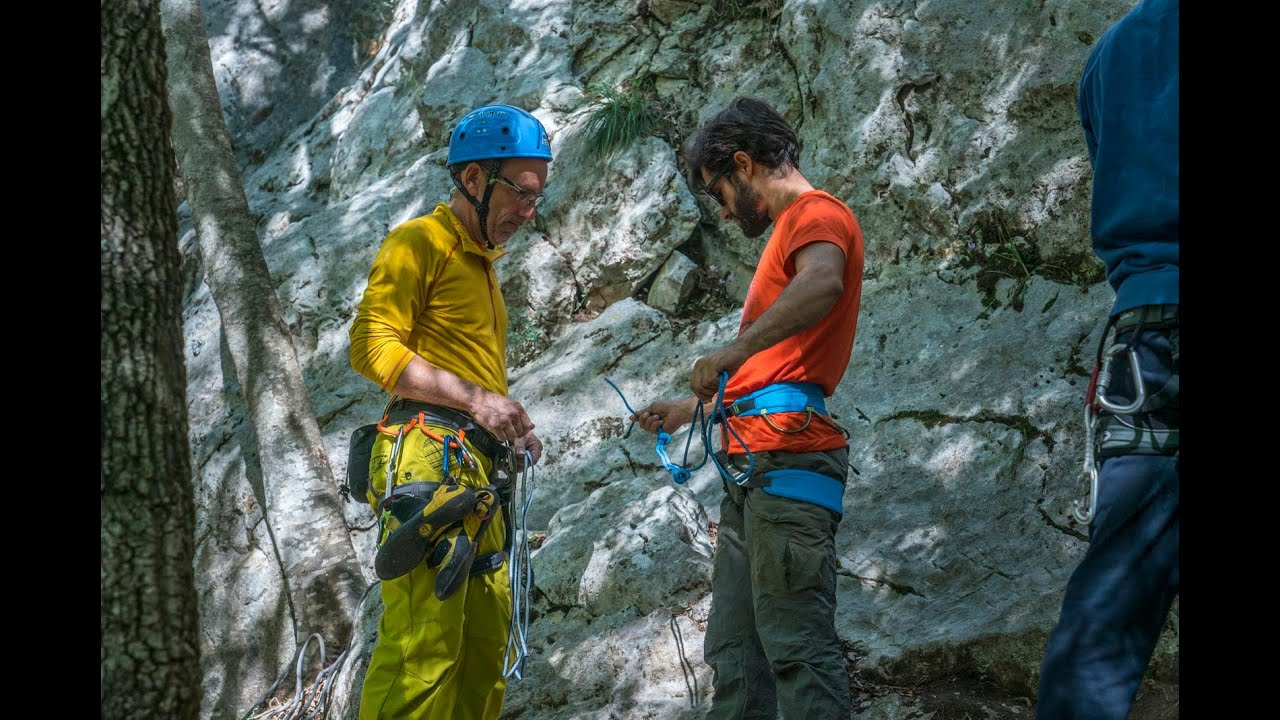 LEZIONI DI ALPINISMO: Come creare un cordino per nodo Machard