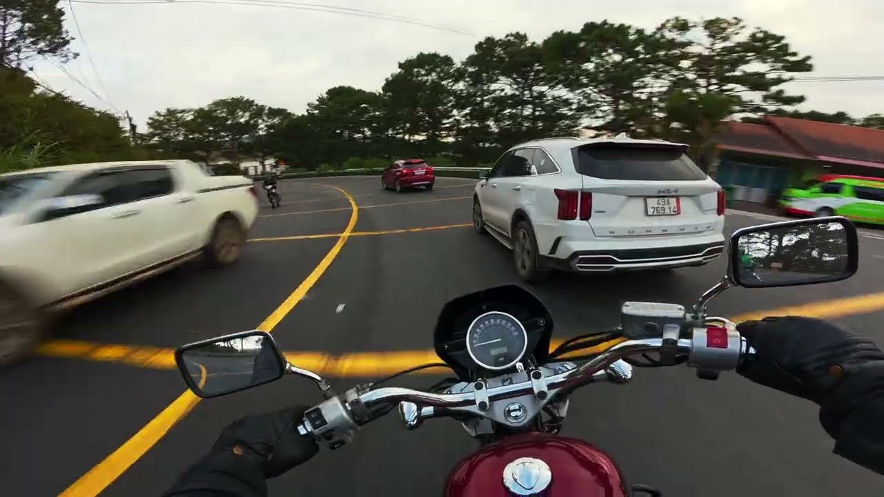 [4K, POV, EXHAUST] Honda Shadow RS (VT750S) / Riding down the Mimosa Pass in Da Lat