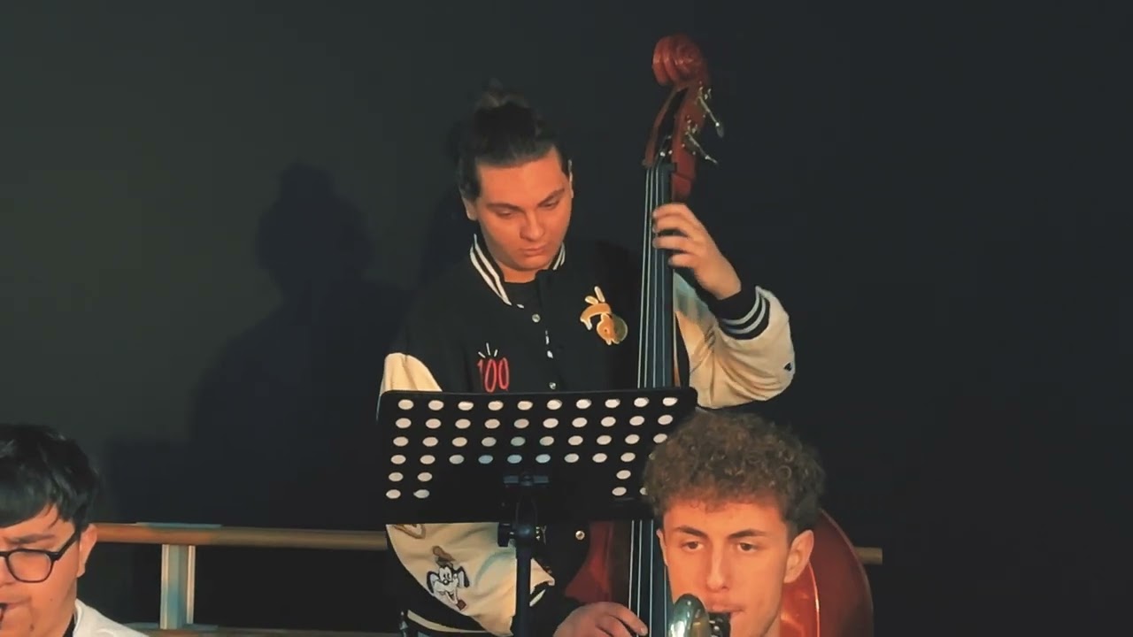 The Way You Look Tonight (J. Kern - D. Fields) - Galizia Jazz Ensemble