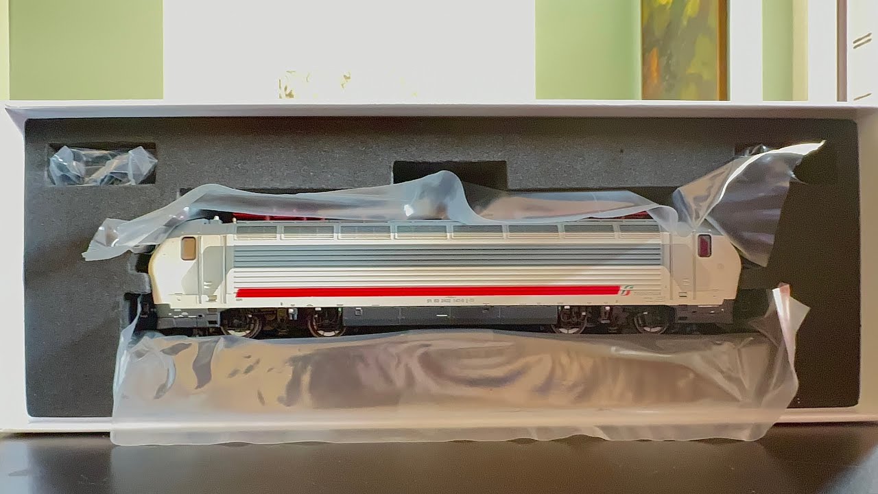 Unboxing Locomotiva ACME E402B in Livrea Intercity Day Cod.60388