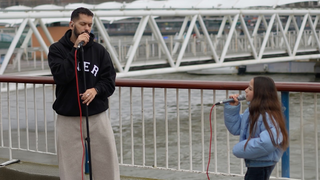 Elis Presley 'Can't Help Falling In Love’ by Luke Silva & guest at South Bank, London, March 2026