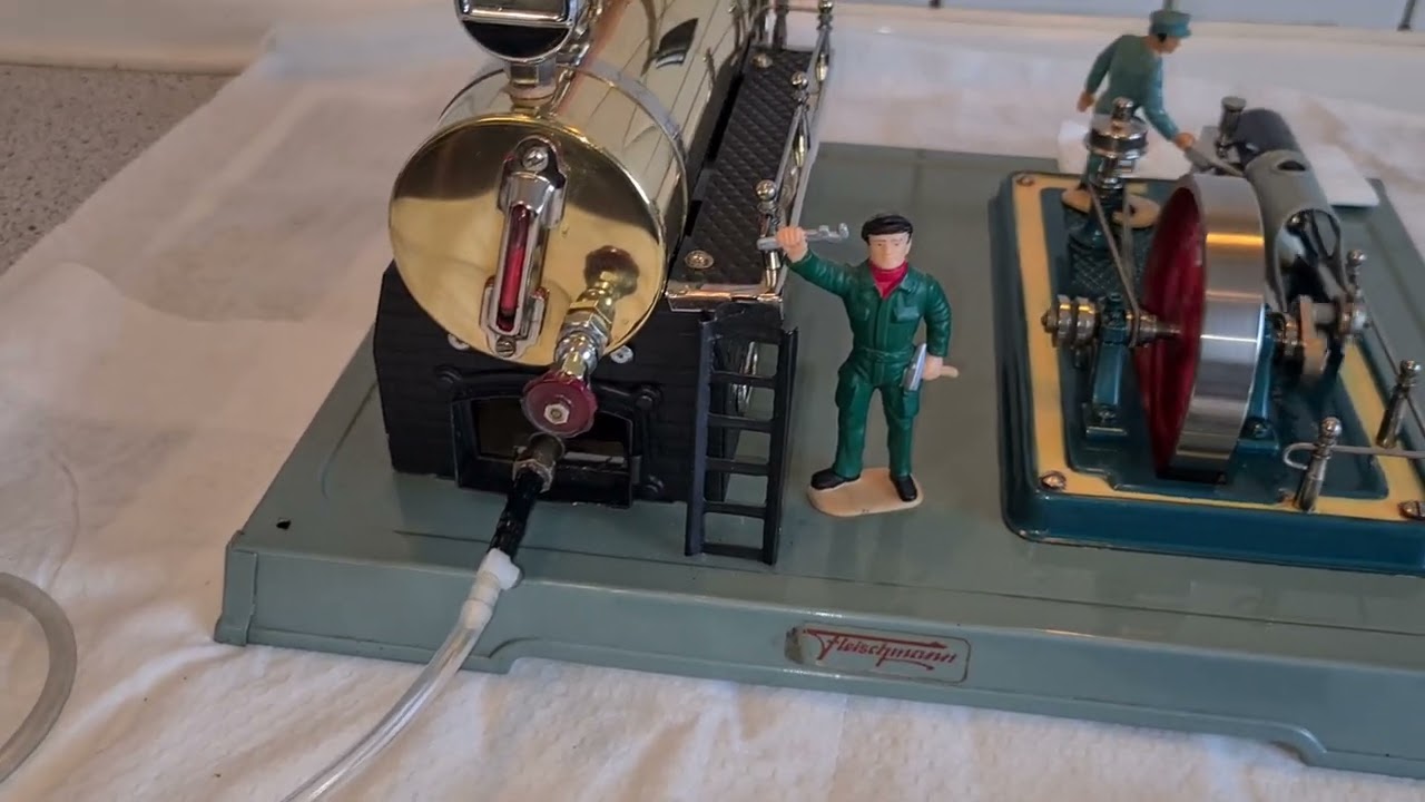 Dampfmaschine Fleischmann 125/4 von 1966 seltene Ausführung