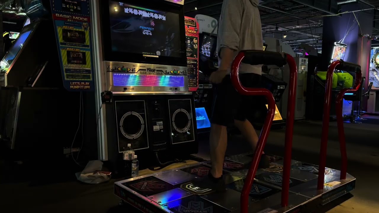 [PIU] D11 Accident SSS double +α [Pump It Up]