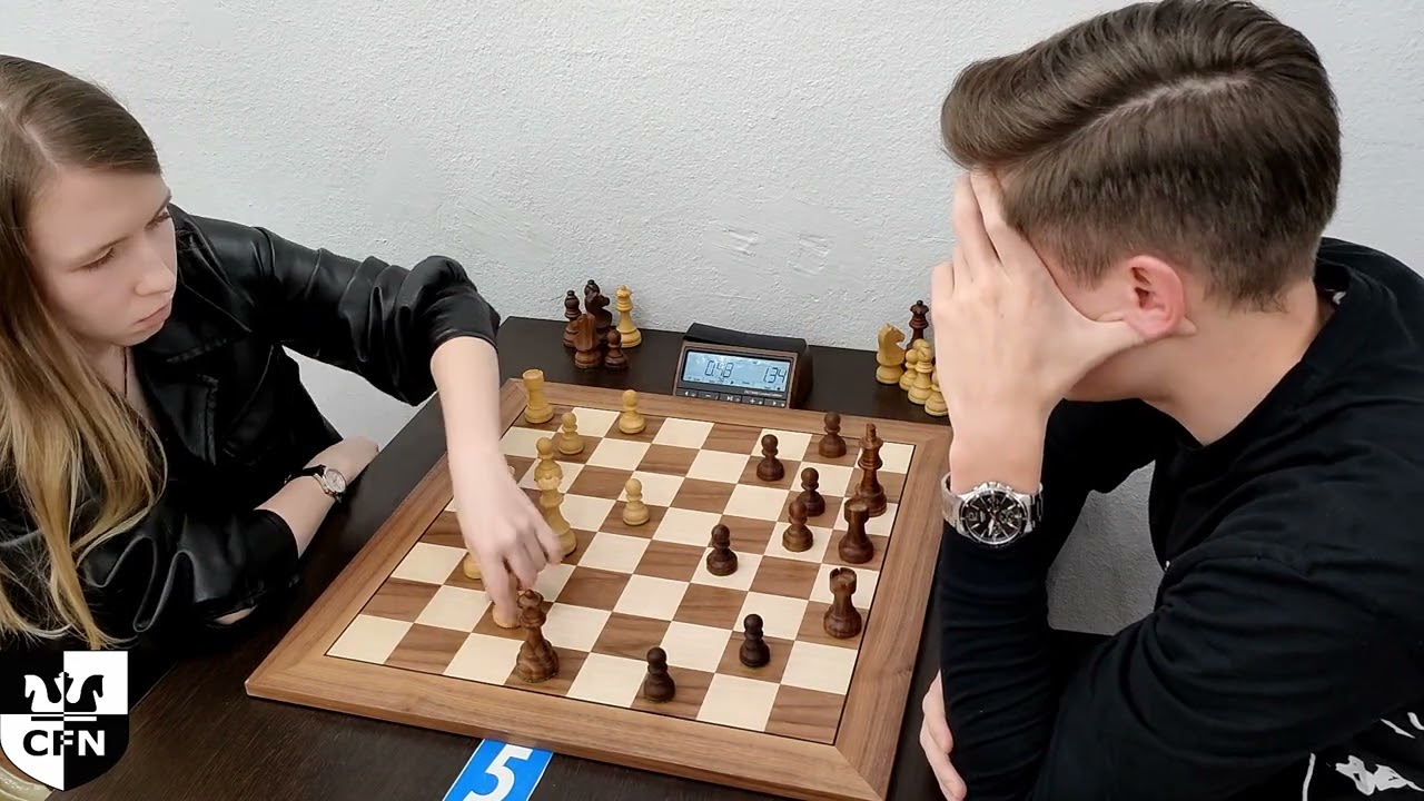 FM E. Borisova (2135) vs IM K. Klyukin (2308). Chess Fight Night. CFN. Blitz