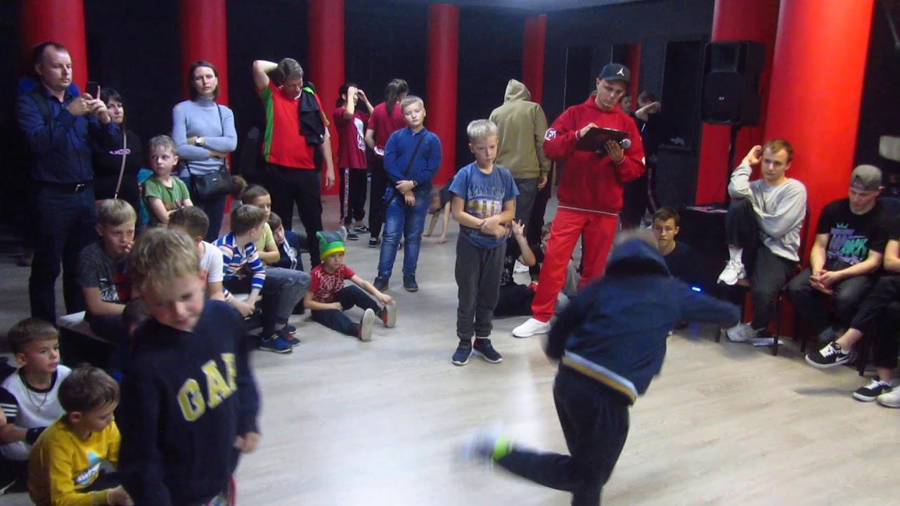 Танцы дети Брейкданс bboy КВ44М VS bboy White