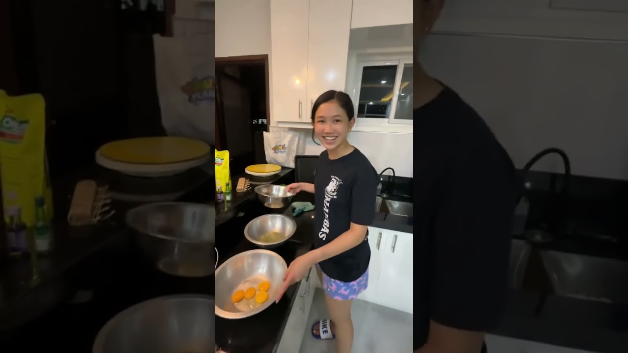 Life update: di kami pinapasok sa bahay ni mama 😂
