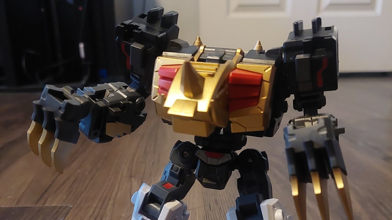 Kakuryu. Transformers. 3rd party. Fansprojects Kakuryu review en español.