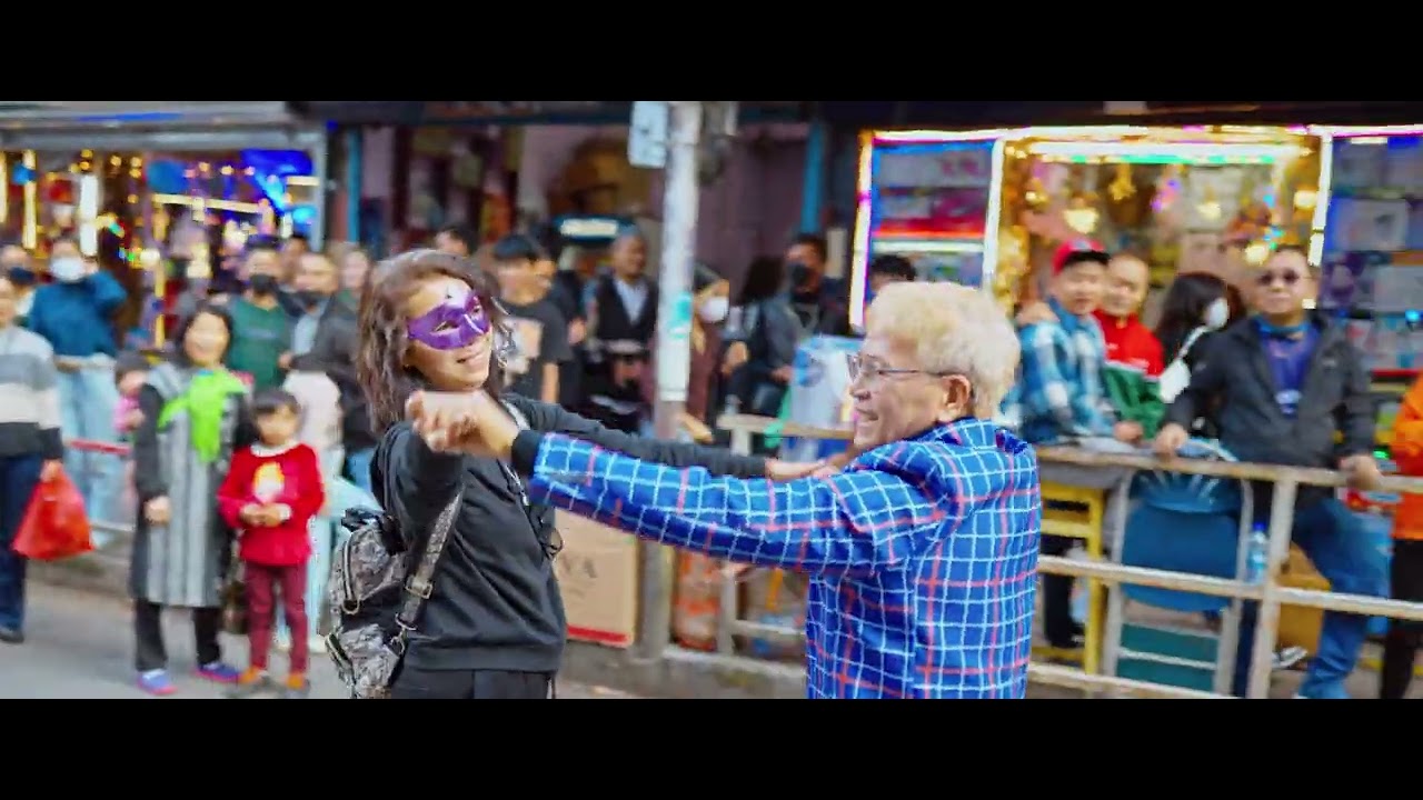 Queen - I Want to break free (cover by Ngurthangvela)